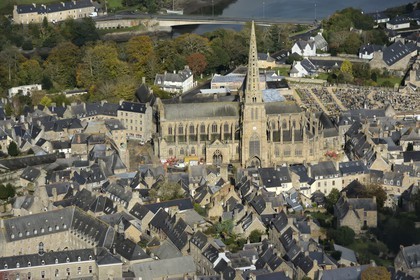 France, Cotes-d'Armor, Treguier, Saint Tugdual cathedral (aerial view)