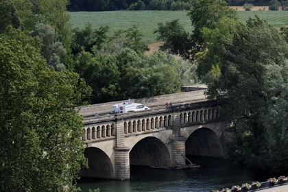 France, Herault, Beziers, the Canal Bridge from the Canal du Midi, listed as World Heritage by UNESCO, overcrossing the river Orb