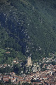 France, Ariège (09), Foix, le château comtal du Xe-XVe siècle (vue aérienne)