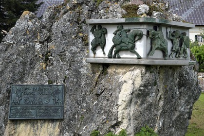 Spain, Basque Country, Navarra, Roncesvalles, stop on el Camino de Santiago (the Way of St. James), Royal Collegiate Church of Roncesvalles, stele of Roland