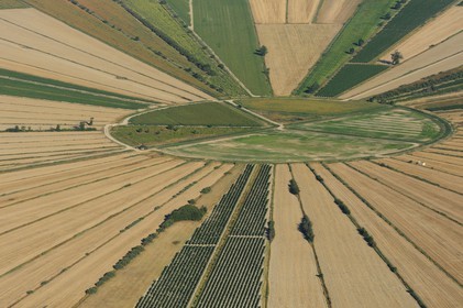 France, Hérault (34), l'ancien étang de Montady asséché depuis 1247 (vue aérienne)