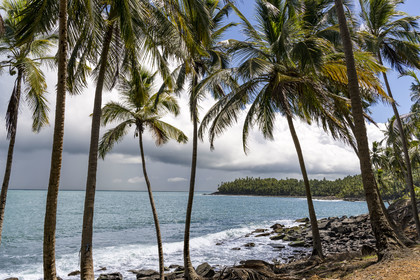 France, Guyane, Kourou, Iles du Salut, l'Ile Royale, l'Ile Saint-Joseph en arrière plan