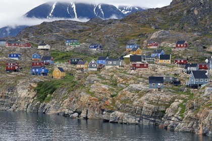 Groenland, cote ouest, baie de Baffin, le petit village de Ukkusissat dans le fjord Uummannaq