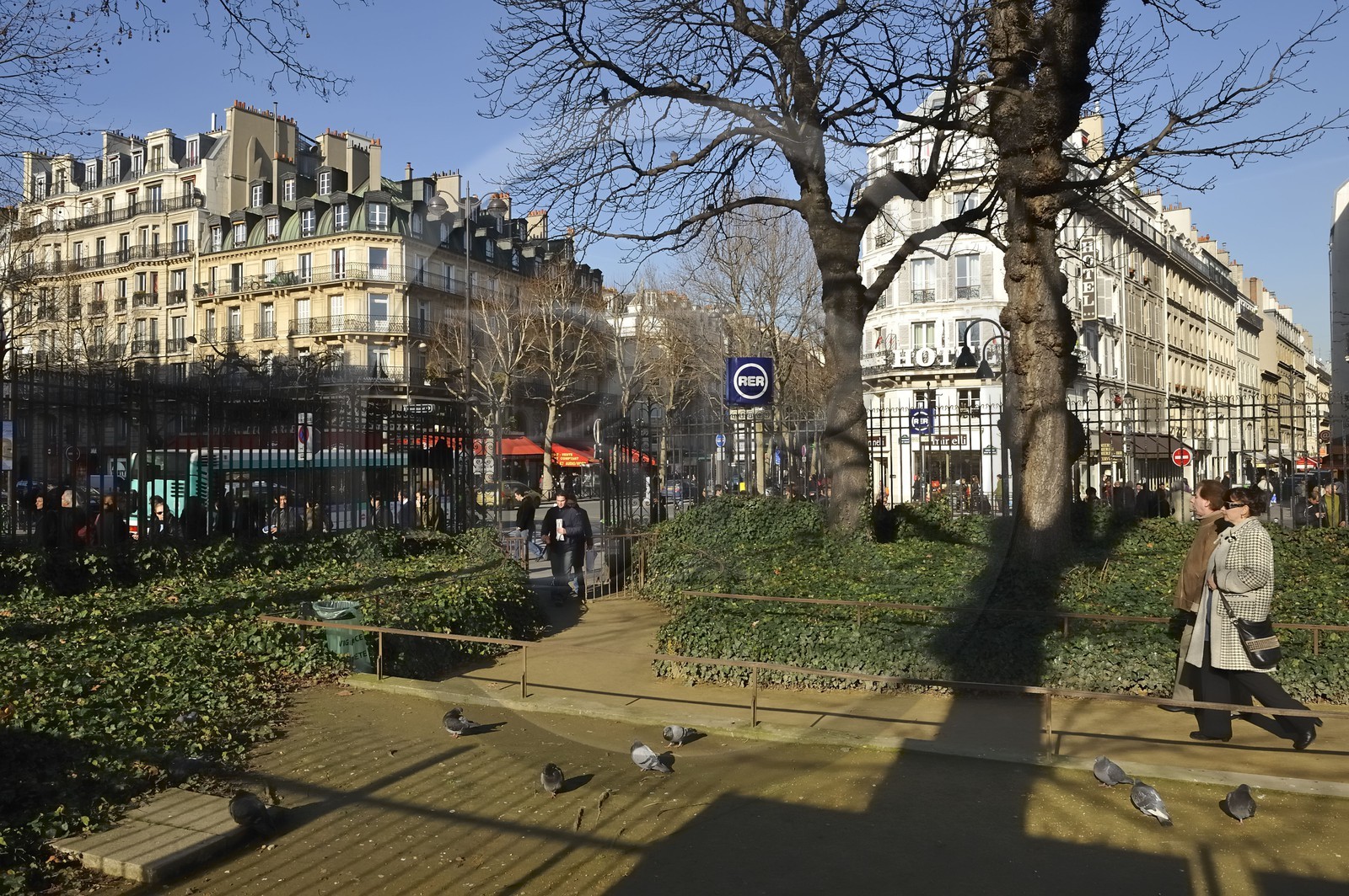 France, Paris (75), carrefour boulevard Saint-Germain et boulevard Saint-Michel