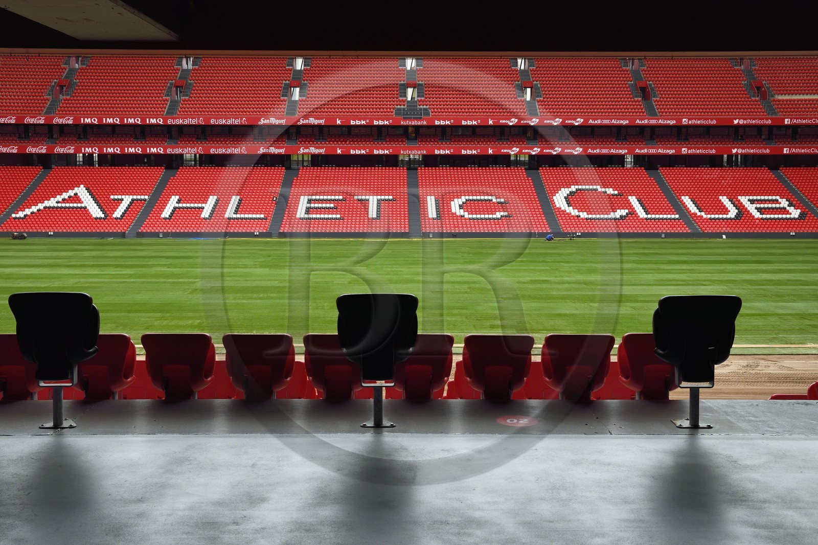 Espagne, Pays basque espagnol, Biscaye, Bilbao, le Stade San Mamés (2013) par l'architecte Norman Foster, siège de l'Athletic Bilbao (Athletic Club)