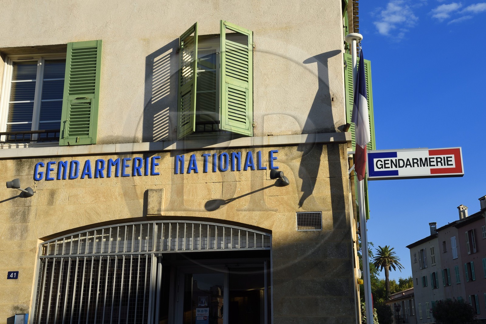 France, Var (83), Saint-Tropez, La Gendarmerie célèbre depuis Le Gendarme de Saint-Tropez, film français réalisé par Jean Girault