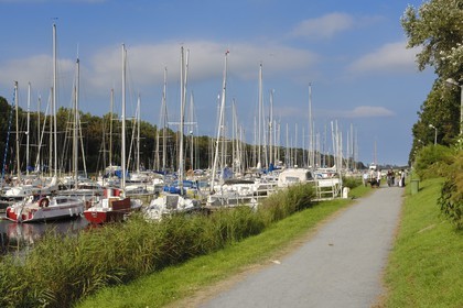 France, Manche (50), Carentan, le port sur le canal de Vire et Taute