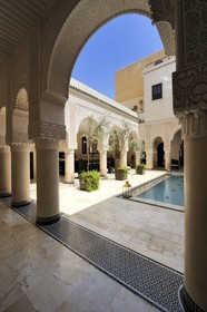Maroc, Moyen Atlas, Fès, ville impériale, médina classée Patrimoine Mondial de l'UNESCO, hôtel de luxe Riad Fes