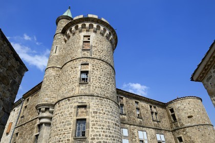 France, Loire (42), Parc Naturel Régional du Pilat, Pélussin, le château de Virieu