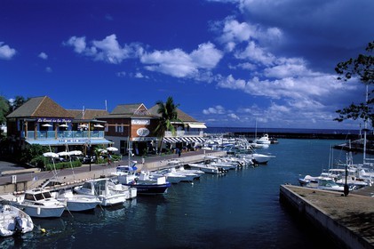 France, île de la Réunion, le port de plaisance de Saint-Gilles-les-Bains