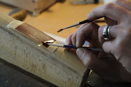France, Côte d'Or (21), Semur-en-Auxois, ecole atelier des Arts de la reliure, unique en France