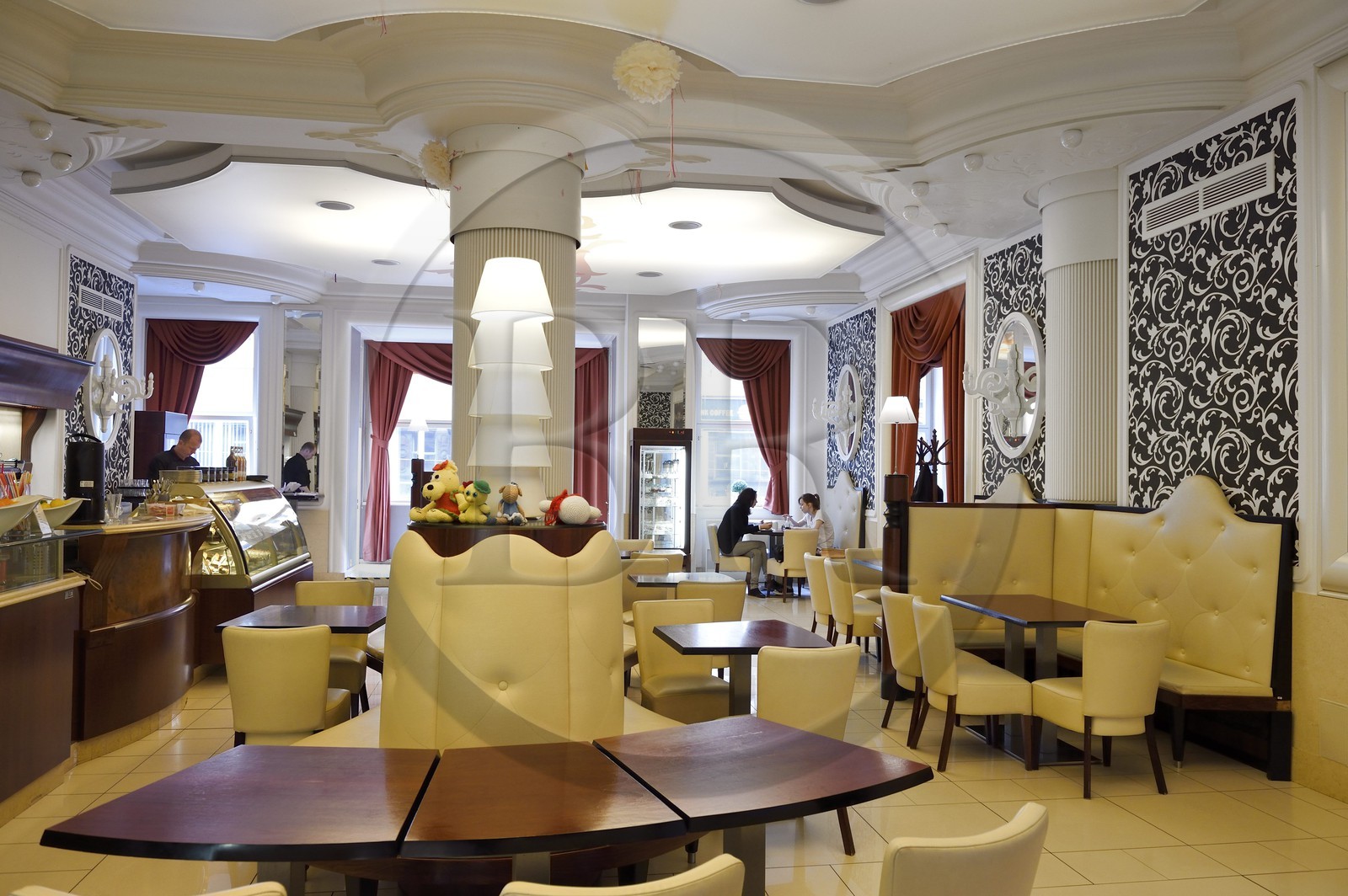 République Tchèque, Prague, Nove Mesto, le salon de thé et patisserie Cukrarna sur Vodickova 31