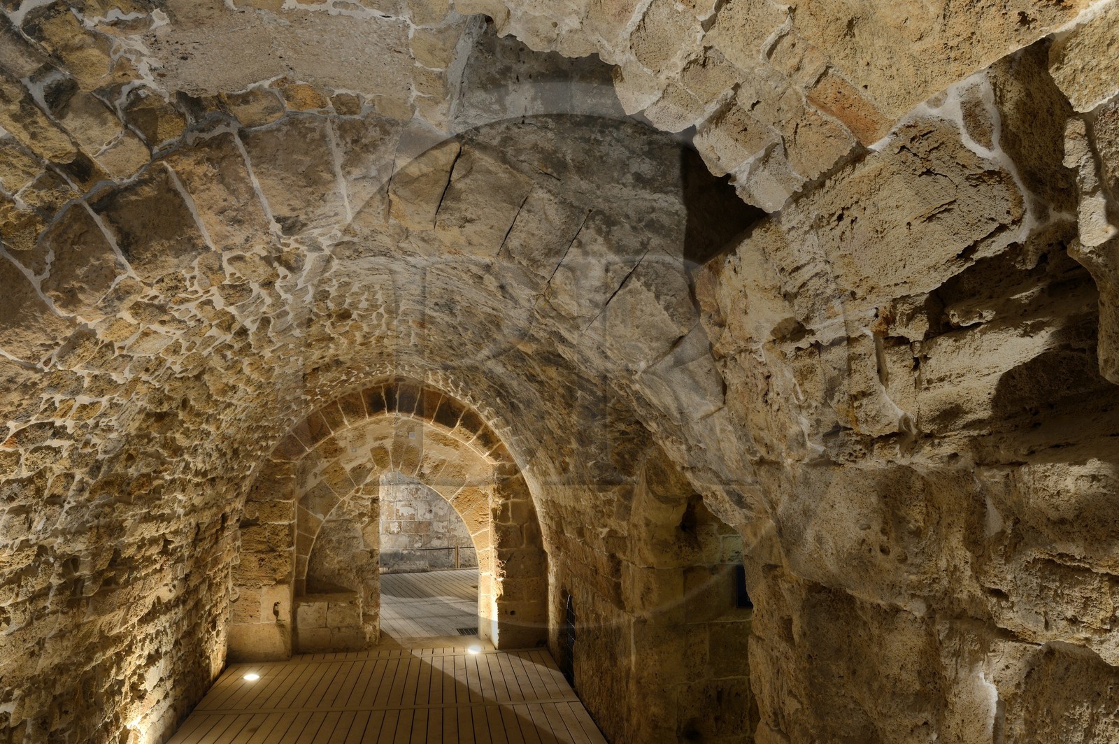 Israel, district Nord, Galilée, Acre (Akko), vieille ville, classée Patrimoine Mondial de l'UNESCO, la ville souterraine des croisés, rue qui bordait la citadelle des Hospitaliers