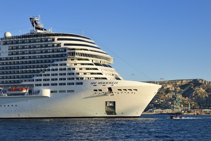France, Bouches-du-Rhône (13), Marseille, Zone Euroméditerranée, Grand Port Maritime, bateau de croisières