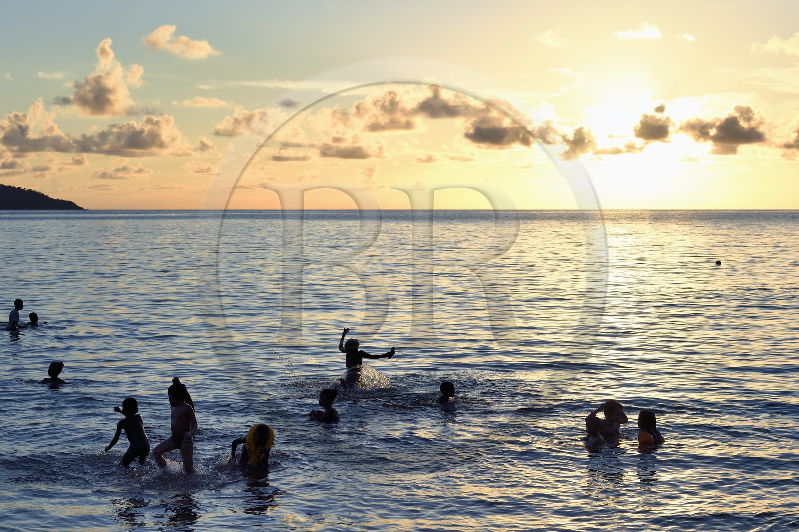 France, Ile de Mayotte, Grande-Terre, Sada, Tahiti plage (Mtsagnougni) dans la baie de Bouéni
