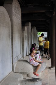 Vietnam, Hanoï, temple Van Mieu (temple de la Littérature) dédié à Confucius construit en 1070, stèles des Docteurs