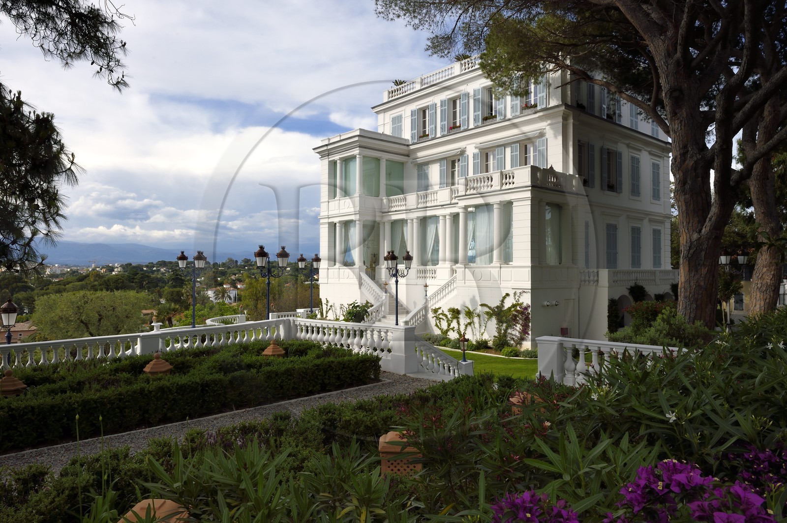France, Alpes-Maritimes, Antibes, Cap d'Antibes, villa Les Chenes Verts where Jules Verne stayed, overlooking the Golfe Juan
