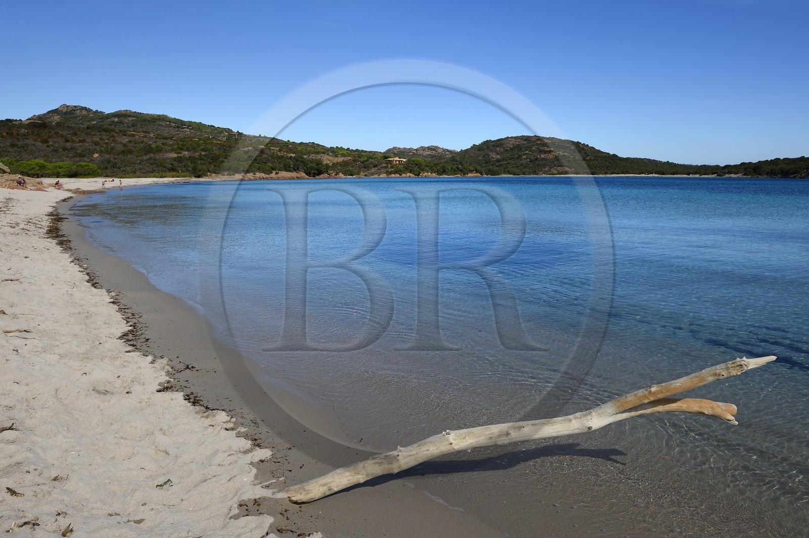 France, Corse-du-Sud (2A), Réserve Naturelle des Bouches de Bonifacio, baie et plage de Rondinara