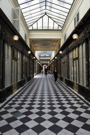 France, Paris (75), Galerie Vero-Dodat entre la rue Jean-Jacques-Rousseau et la rue du Bouloi