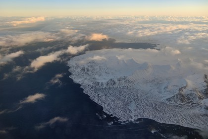 Norway, Svalbard, Spitzbergen, Longyearbyen, mountains of the southern region glacial landscape in the Sør-Spitsbergen National Park (aerial view)