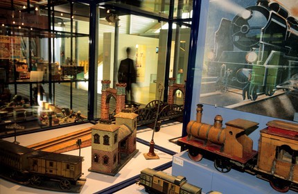 France, Jura (39), Moirans-en-Montagne, musée du jouet