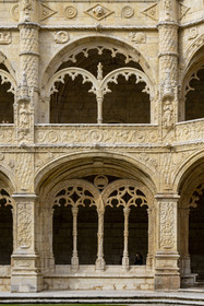 Portugal, Lisbonne, Bélem, Monastere des Hiéronymites (Mosteiro dos Jerónimos), classé Patrimoine Mondial de l'UNESCO, arcades du cloitre