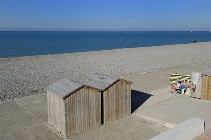 France, Seine-Maritime (76), Dieppe, la plage de galets
