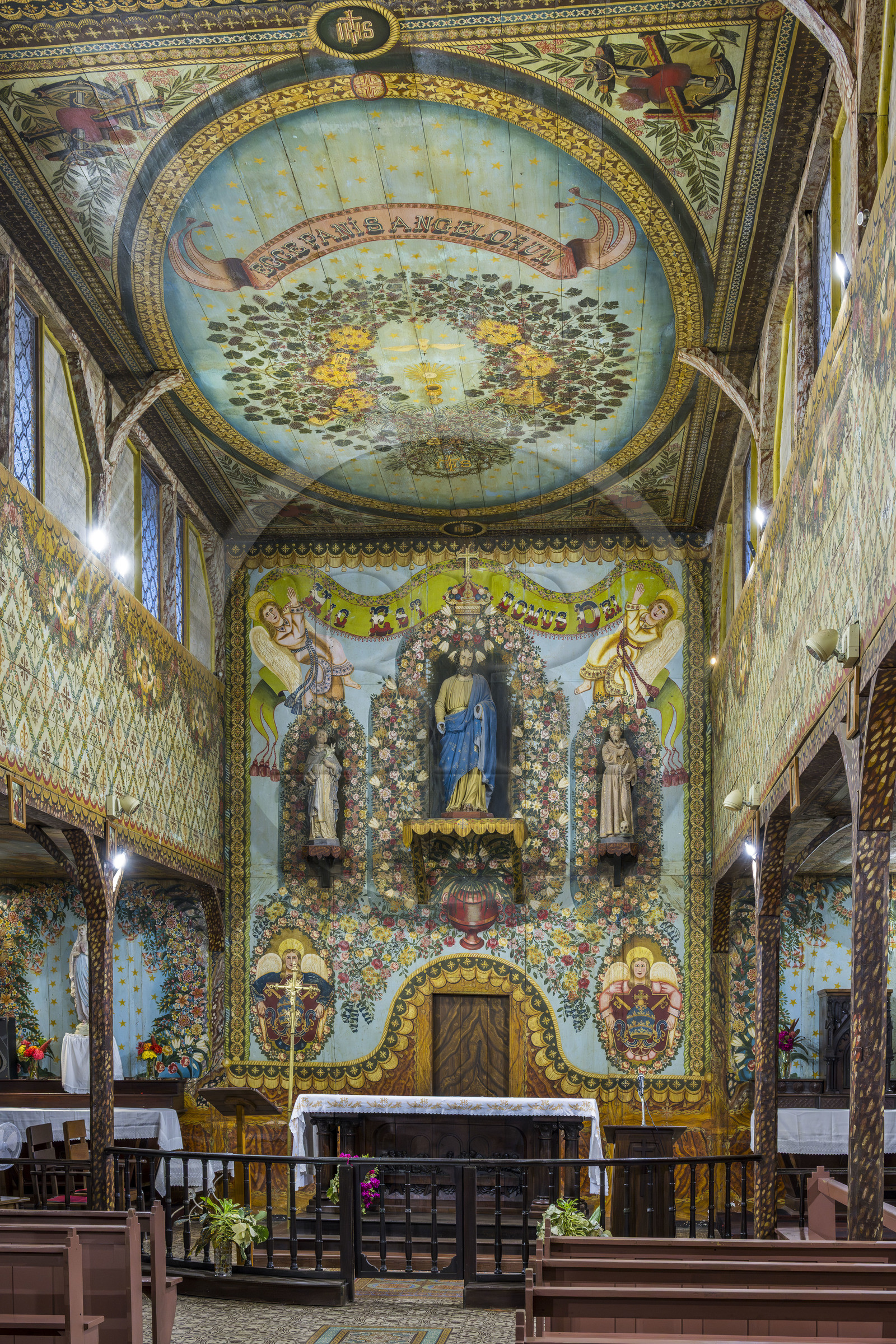 France, Guyane, Iracoubo, église Saint-Joseph d’Iracoubo entièrement décorée par le bagnard Pierre Huguet