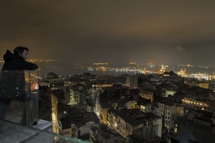 Turkey, Istanbul, Galata district with its tower in the foreground and the Sultanahmet district behind Golden Horn