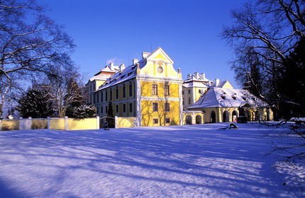 République Tchèque, Prague, Palais Zbraslav, architecture baroque de Santini (ancien monastère cistercien)
