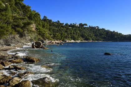 France, Var (83), la rade de Toulon, l'anse de Méjean