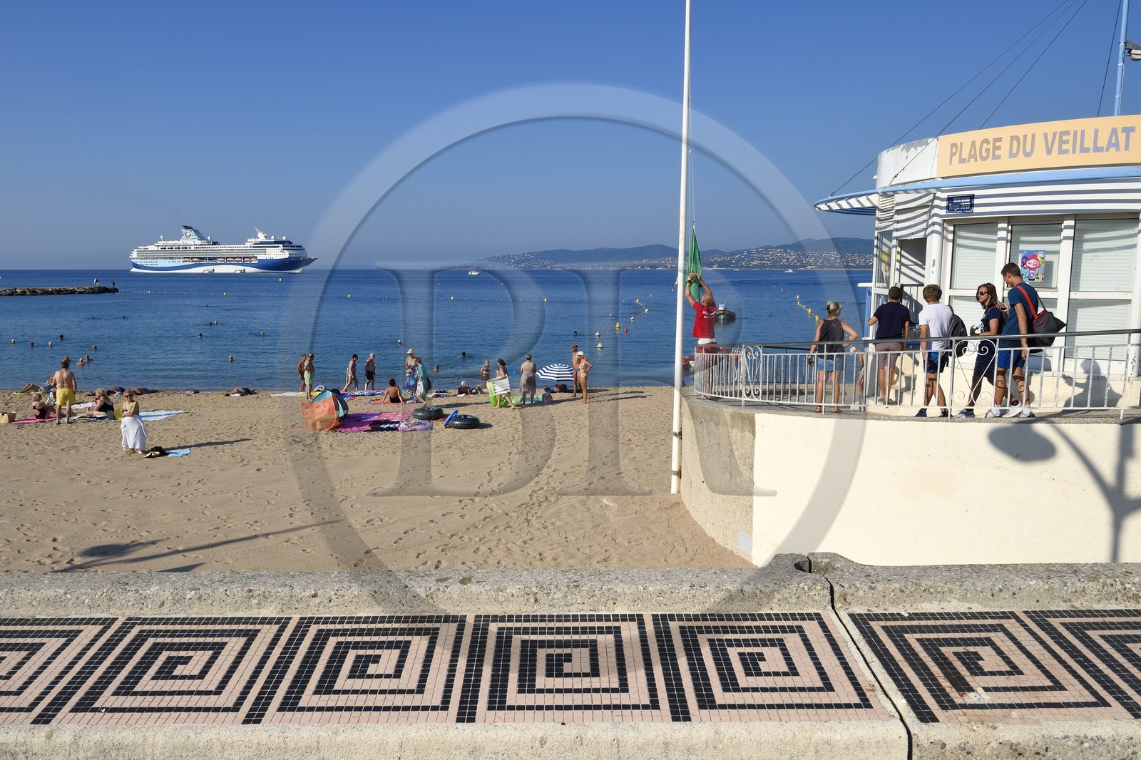 France, Var, Saint-Raphael, Promenade René Coty, Veillat beach