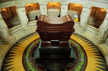 France, Paris, Hotel des Invalides (former military hospital), dome church, Napoleon's tomb and the 12 statues of Victory by Jean Jacques Pradier