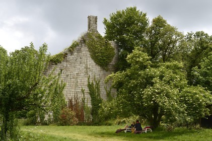 France, Finistère (29), Pont-Aven, Nizon, chateau de Rustephan, ancien manoir du XVe et du XVIe siècle en ruine