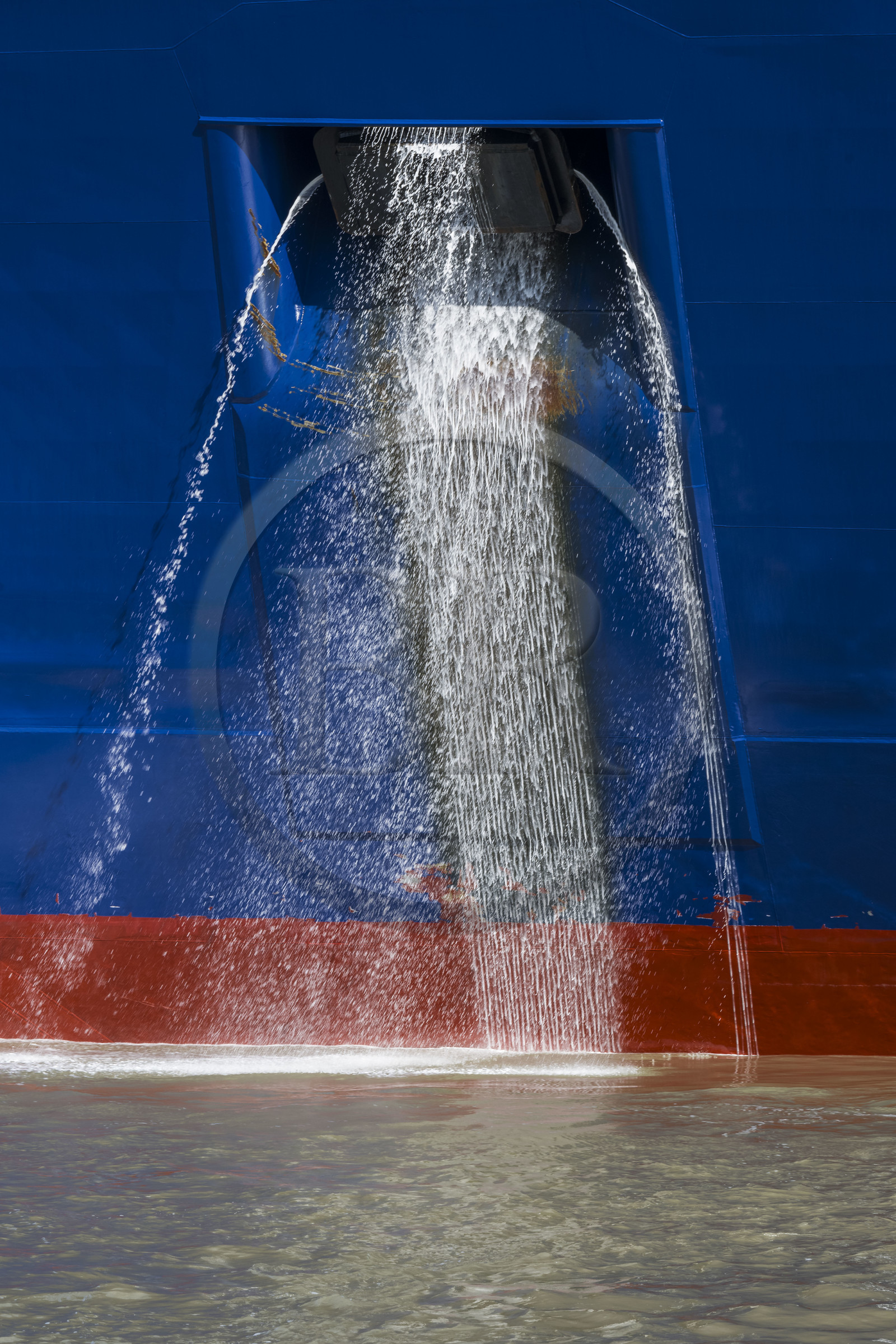 France, Loire-Atlantique (44), Estuaire de la Loire, Saint-Nazaire, ancre de méthanier