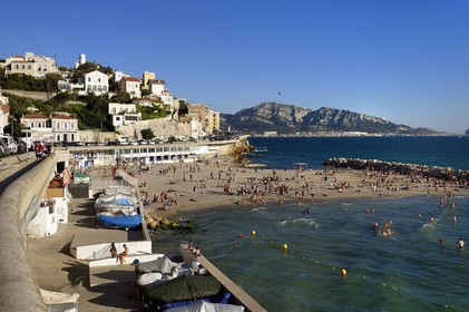 France, Bouches-du-Rhône (13), Marseille, quartier du Roucas Blanc, la Corniche JF Kennedy, plage du Prophète