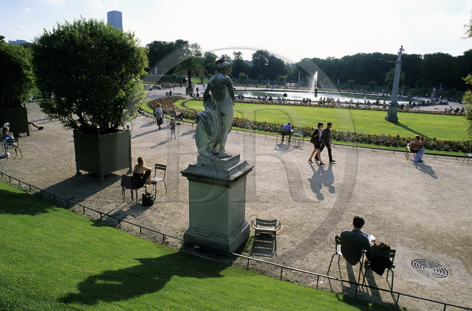 France, Paris (75), les jardin du Luxembourg, autour du grand bassin